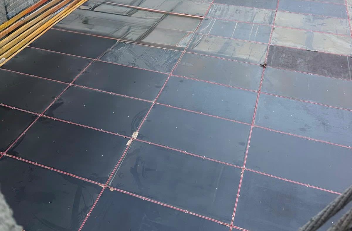 The vector deck face on its own, showing the panel grid